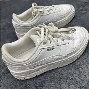 Puma Platform Sneakers In Good Shape, Size Women’s 8.